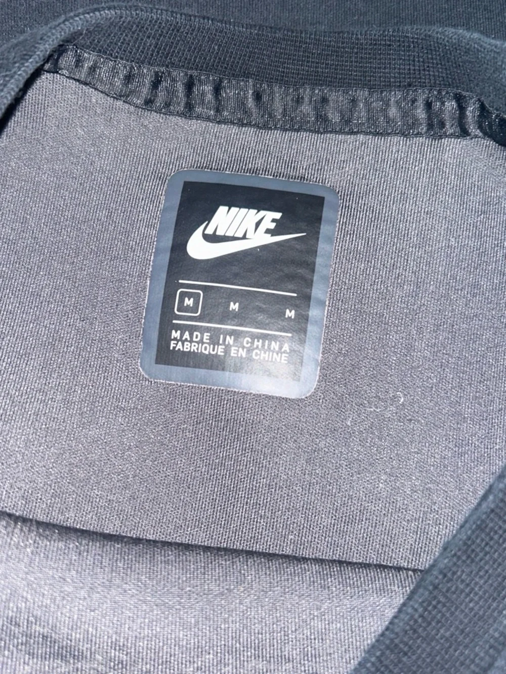 Vintage Nike Men’s Black Crewneck Sweatshirt